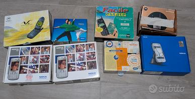 Lotto 8 cellulari vintage 