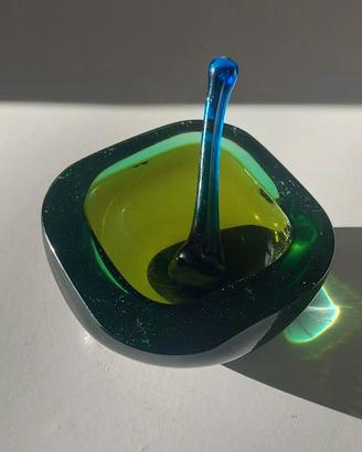 Vetro di murano  ciotola con pistillo