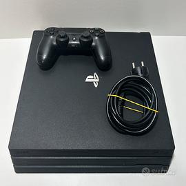 Console Sony Playstation 4 Pro 1TB buone condizion