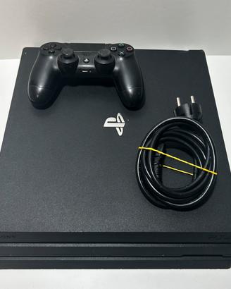 Console Sony Playstation 4 Pro 1TB buone condizion