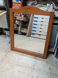 specchio con cornice 