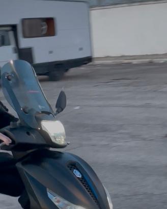 Parabrezza basso fumè piaggio medley