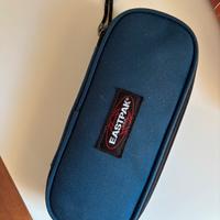 Astuccio Eastpak blu