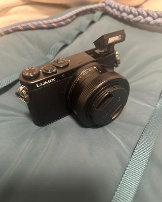 Panasonic Lumix DMC Gm1 +obiettivo -mirrorless 4/3