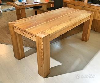 tavolo larice moderno