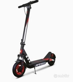 Monopattino elettrico aprilia esr2 come nuovo