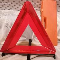 triangolo emergenza e gilet catarifrangente 
