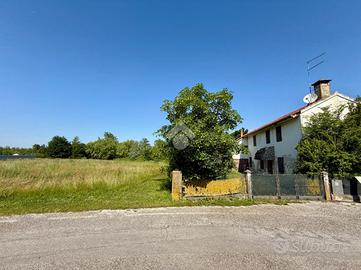 RUSTICO A AZZANO DECIMO