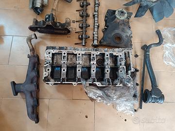 vari pezzi motore defender td5