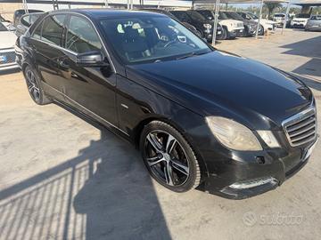 Mercedes-benz E 220 CDI Avantgarde