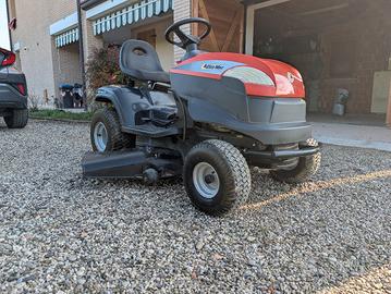 Trattorino Oleo Mac 18,5 idrostatico