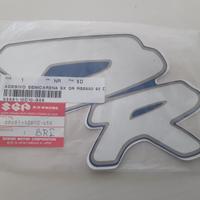 Adesivo emblema semicarena sx Suzuki DR650 90/93