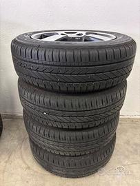 Goodyear-gomme estive 175/65R15 con cerchi in lega