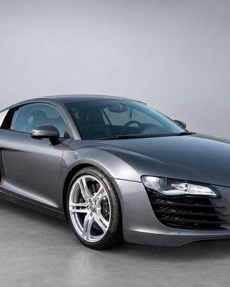 Audi R8 4.2 V8 FSI quattro R tronic