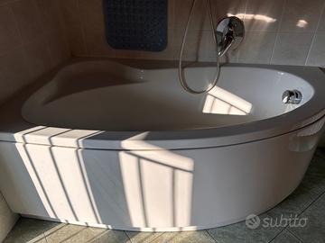 Vasca da bagno in resina (vasca in appoggio)