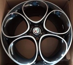 Cerchi in lega 19" Alfa GIULIA con pneumatici