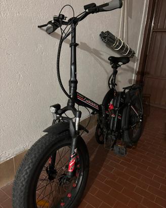 Bicicletta elettrica argento bi max+