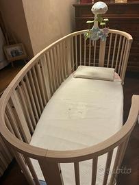 Lettino Stokke con tutti gli accessori