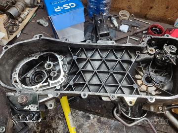 blocco piaggio/ carter lavorati per 70/77