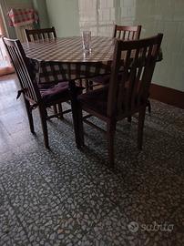 tavolo e sedie
