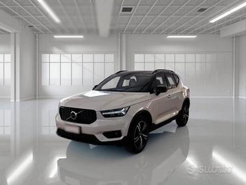 VOLVO XC40 T5 Recharge Plug-in Hybrid R-design