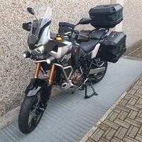 Honda Africa Twin Adventure Sports 2025