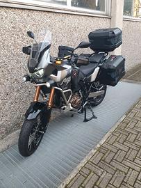 Honda Africa Twin Adventure Sports 2025