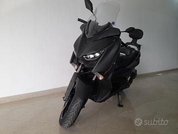 X-Max 300 GARANTITO 12 MESI