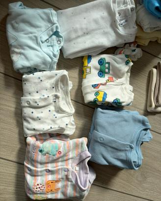 Lotto abbigliamento neonato 0-1 mesi