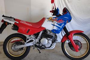 Honda Dominator NX650