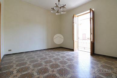 2 LOCALI A PALERMO