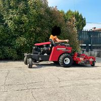 T50 - Tagliaerba SNAPPER 3 cil seminuovo 900 ore