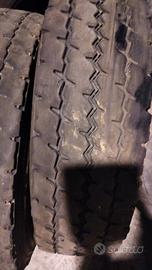 Gomme 11 R 22.5 Michelin