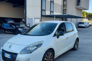Renault Scenic Scénic X-Mod 1.5 dCi 110CV Luxe