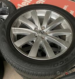 Cerchi con gomme Volvo 19"