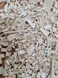 Lego - lotto misto da 1 kg di pezzi bianchi