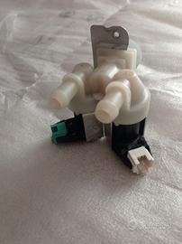 Elettrovalvola 2 vie per lavatrice IGNIS LTE6310