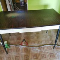tavolo in formica  vintage