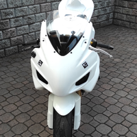 Suzuki GSX r 600 pista