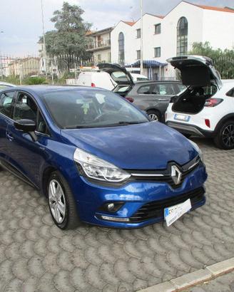 RENAULT Clio dCi 8V 75 CV 5 porte Moschino Life