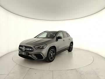 MERCEDES-BENZ GLA 180 d