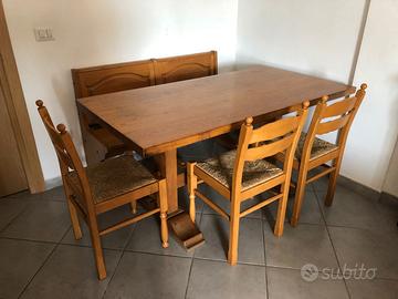 Tavolo con panca