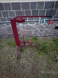 Tappatrice per sugheri