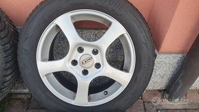 gomme da neve più cerchi in lega