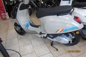 Piaggio Vespa 125 Primavera
