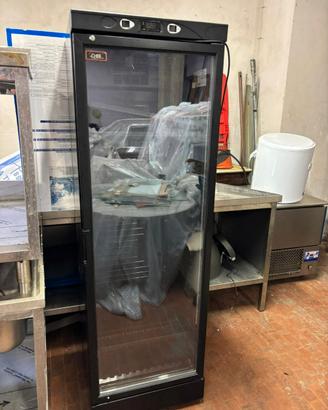vetrinetta refrigerata con led