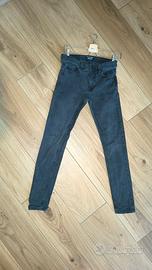 Jeans neri da ragazzo – Taglia 42