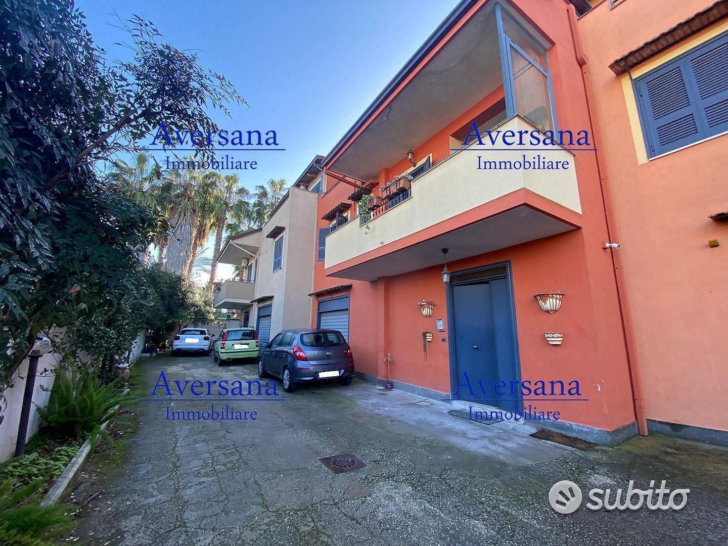 Villa a schiera su 3 livelli - Vista 2