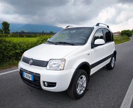 FIAT PANDA 4X4 1,3 MJT CLIMBING- 2011-GANCIO TRAIN