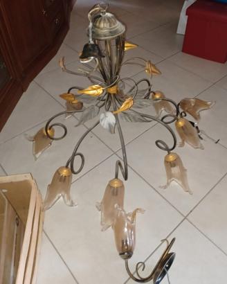 Lampadario in ferro battuto